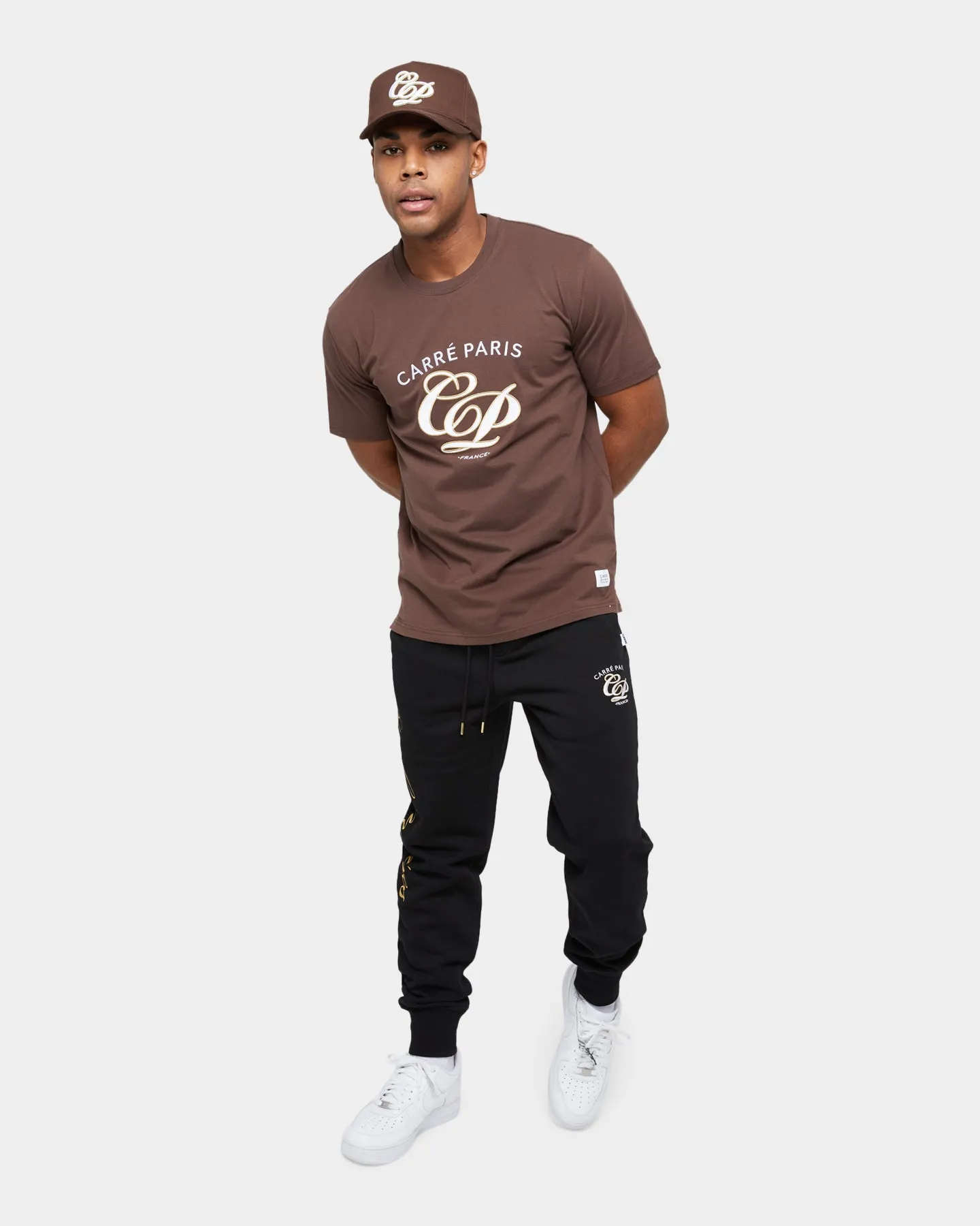 Carre Revolutionnaires Classic Short Sleeve T-Shirt Dark Brown