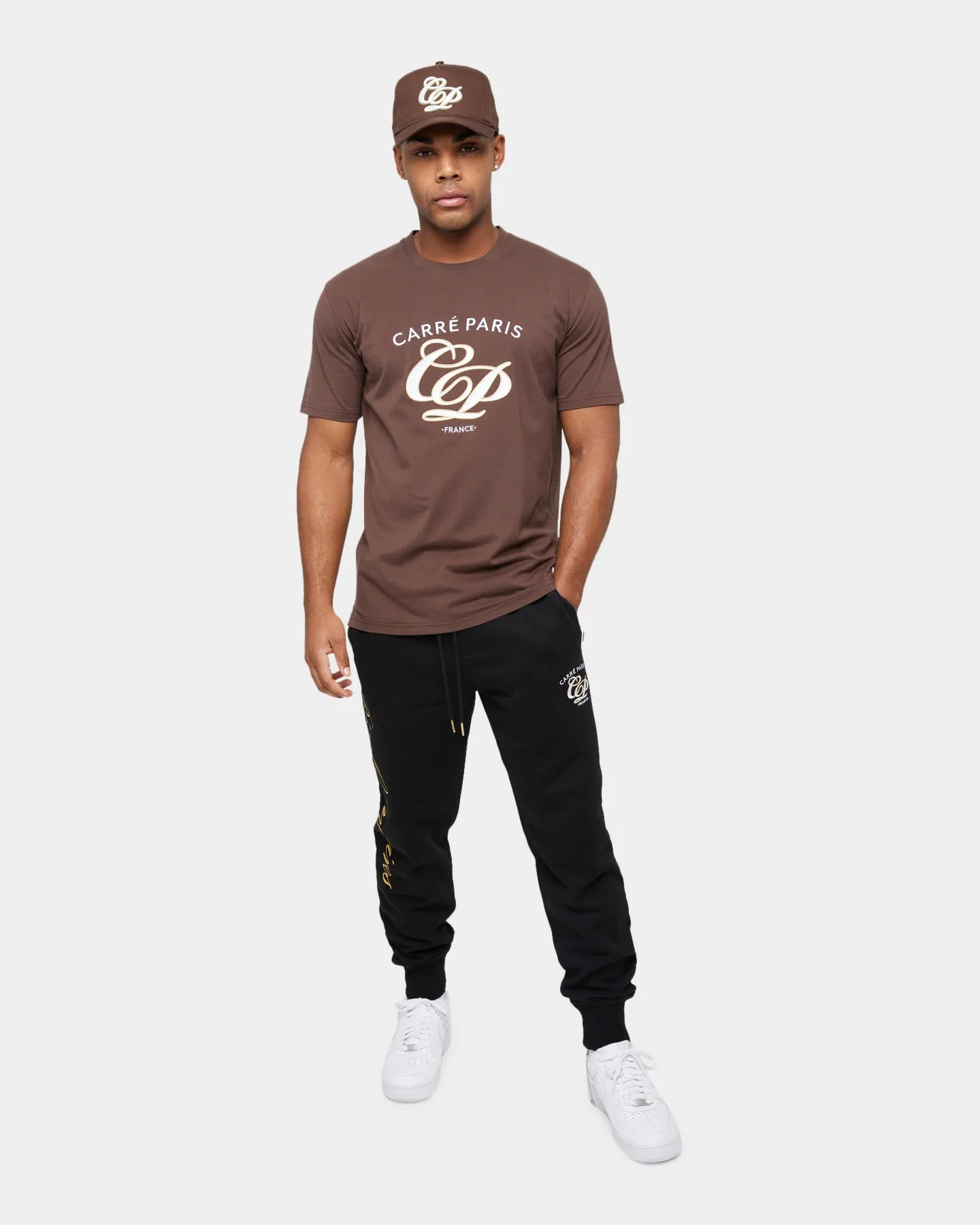 Carre Revolutionnaires Classic Short Sleeve T-Shirt Dark Brown