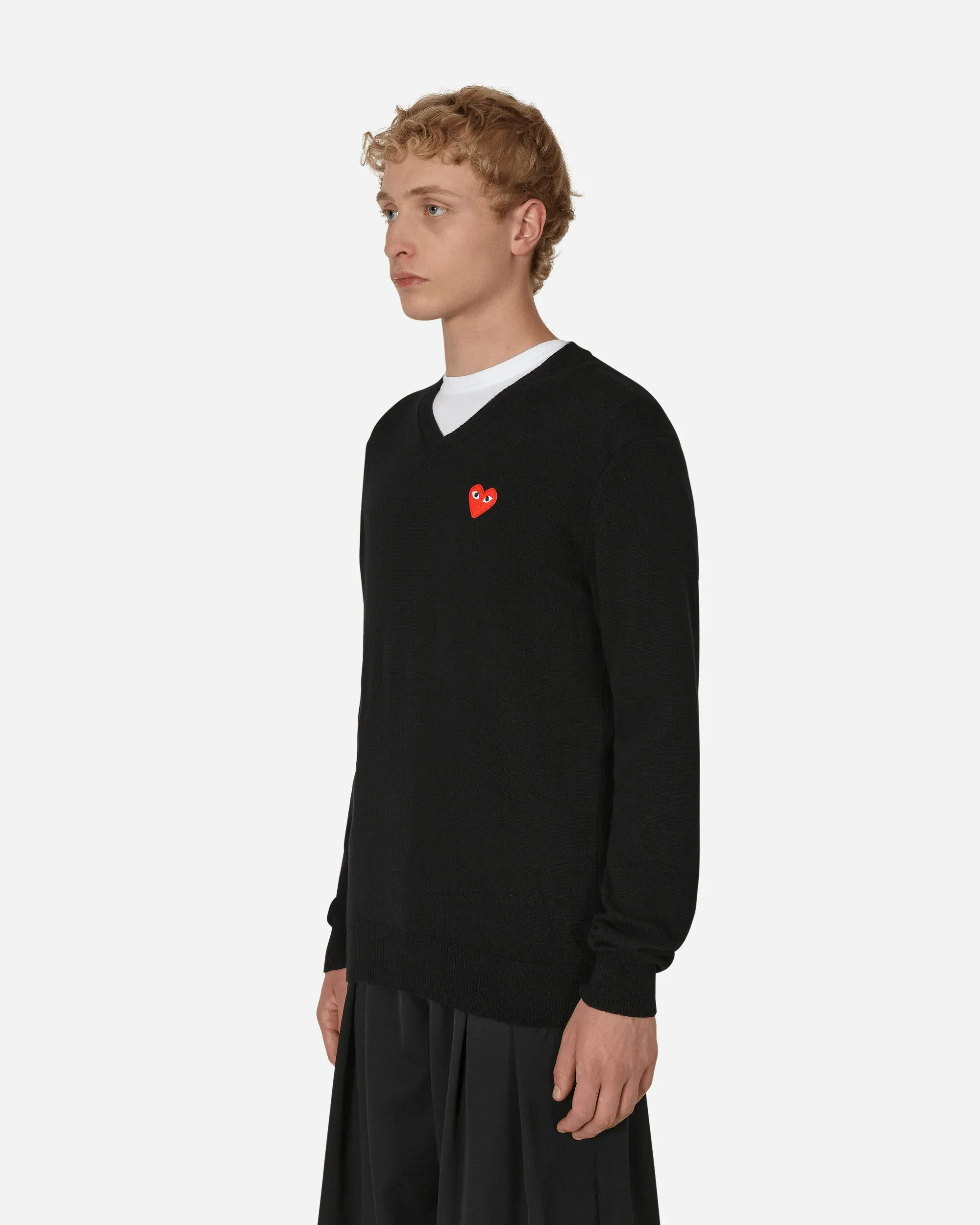 Heart V-Neck Sweater Black