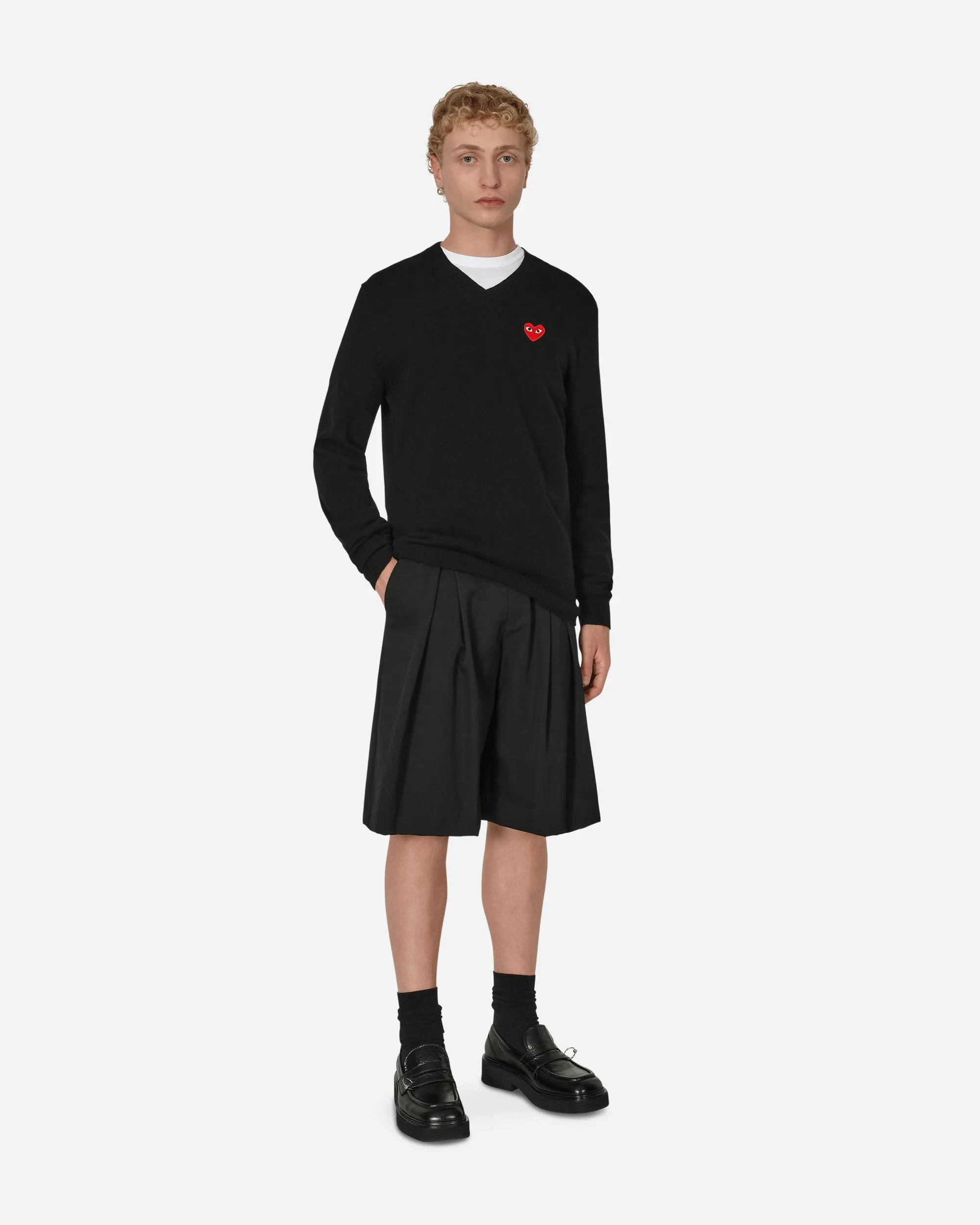 Heart V-Neck Sweater Black