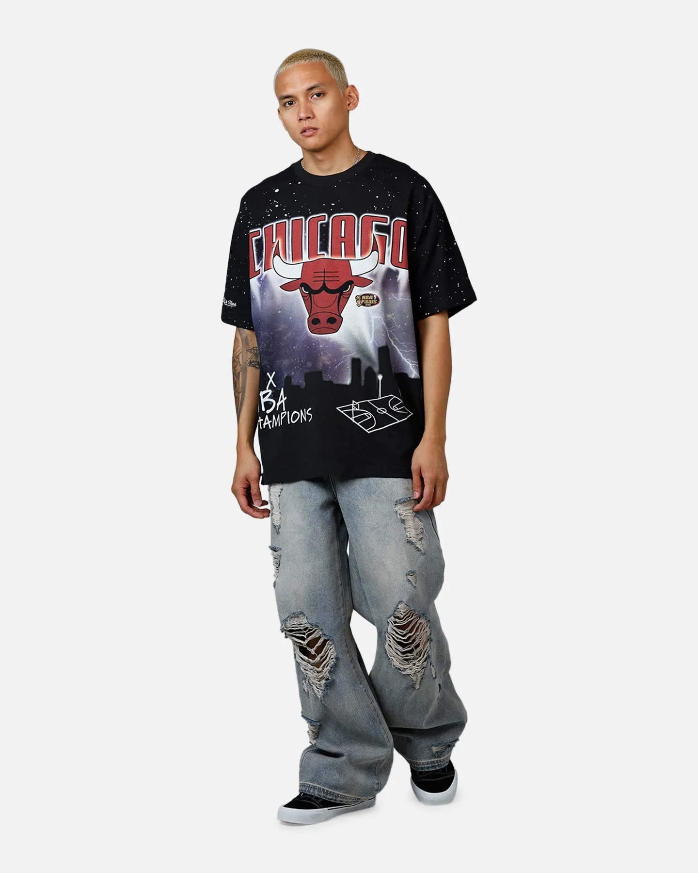 Mitchell & Ness Chicago Bulls Skyline T-Shirt Faded Black