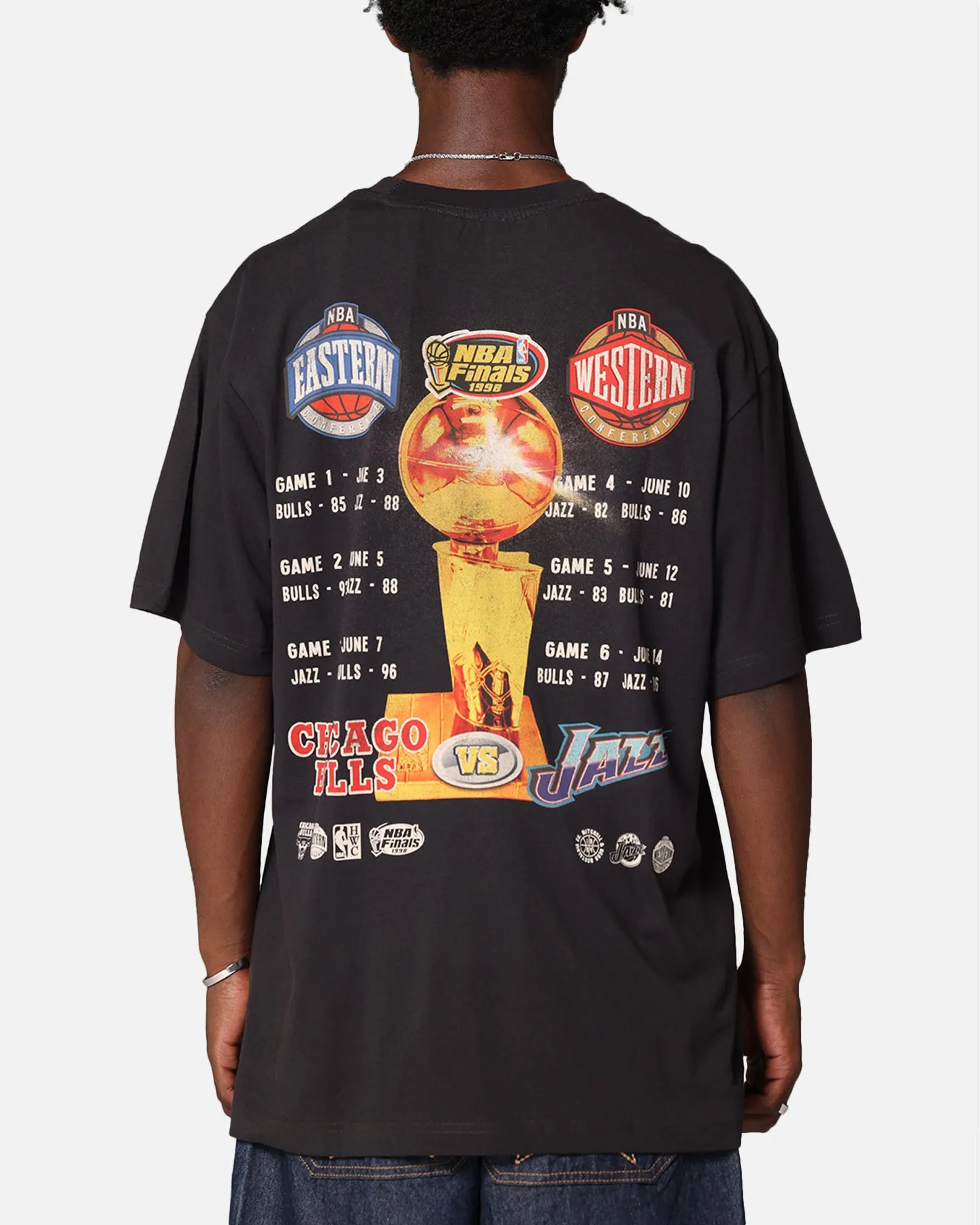Mitchell & Ness Chicago Bulls Vs. Utah Jazz 1998 Legendary Finals T-Shirt Faded Black