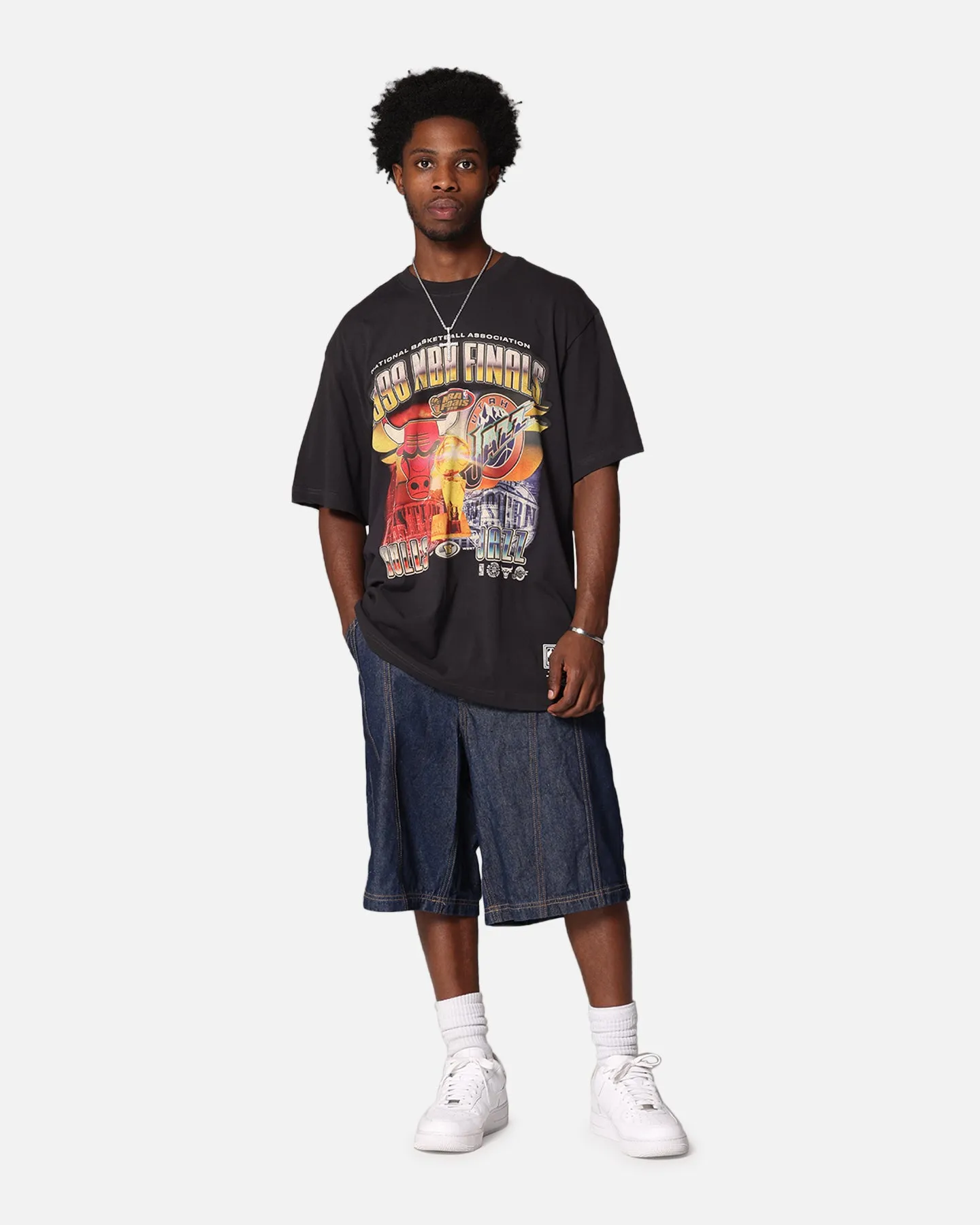 Mitchell & Ness Chicago Bulls Vs. Utah Jazz 1998 Legendary Finals T-Shirt Faded Black